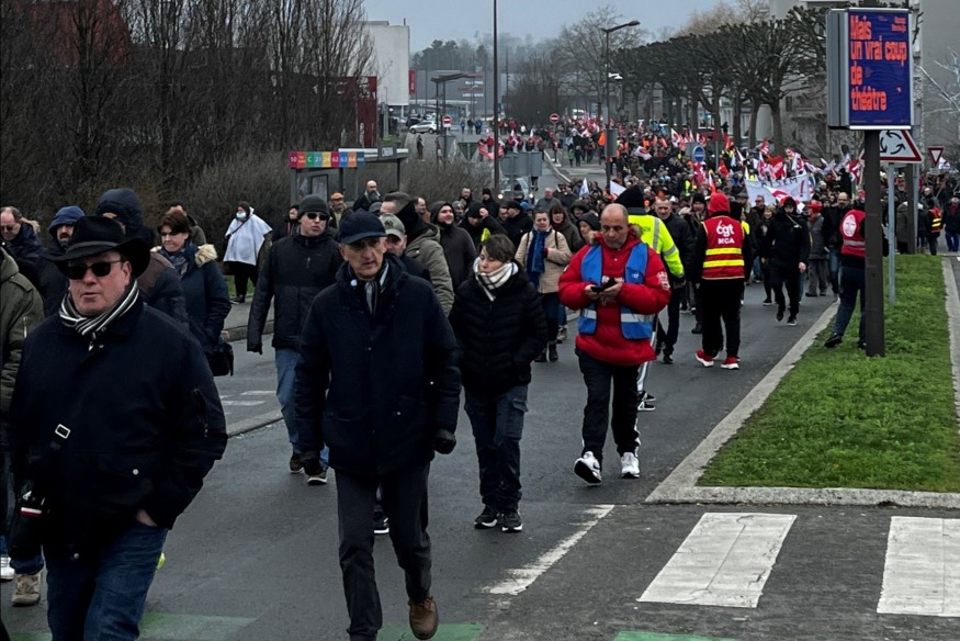 Maubeuge - Près de 2 000 manifestants contre la réforme des retraites